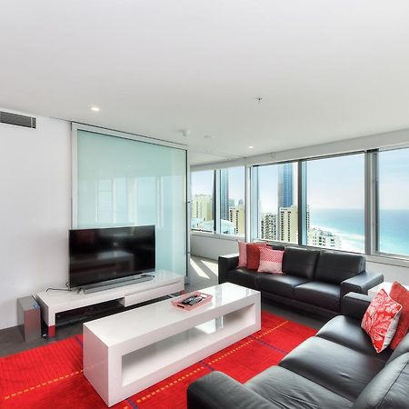 Private Apartment With Ocean Views At Q1 Resort Gold Coast Esterno foto